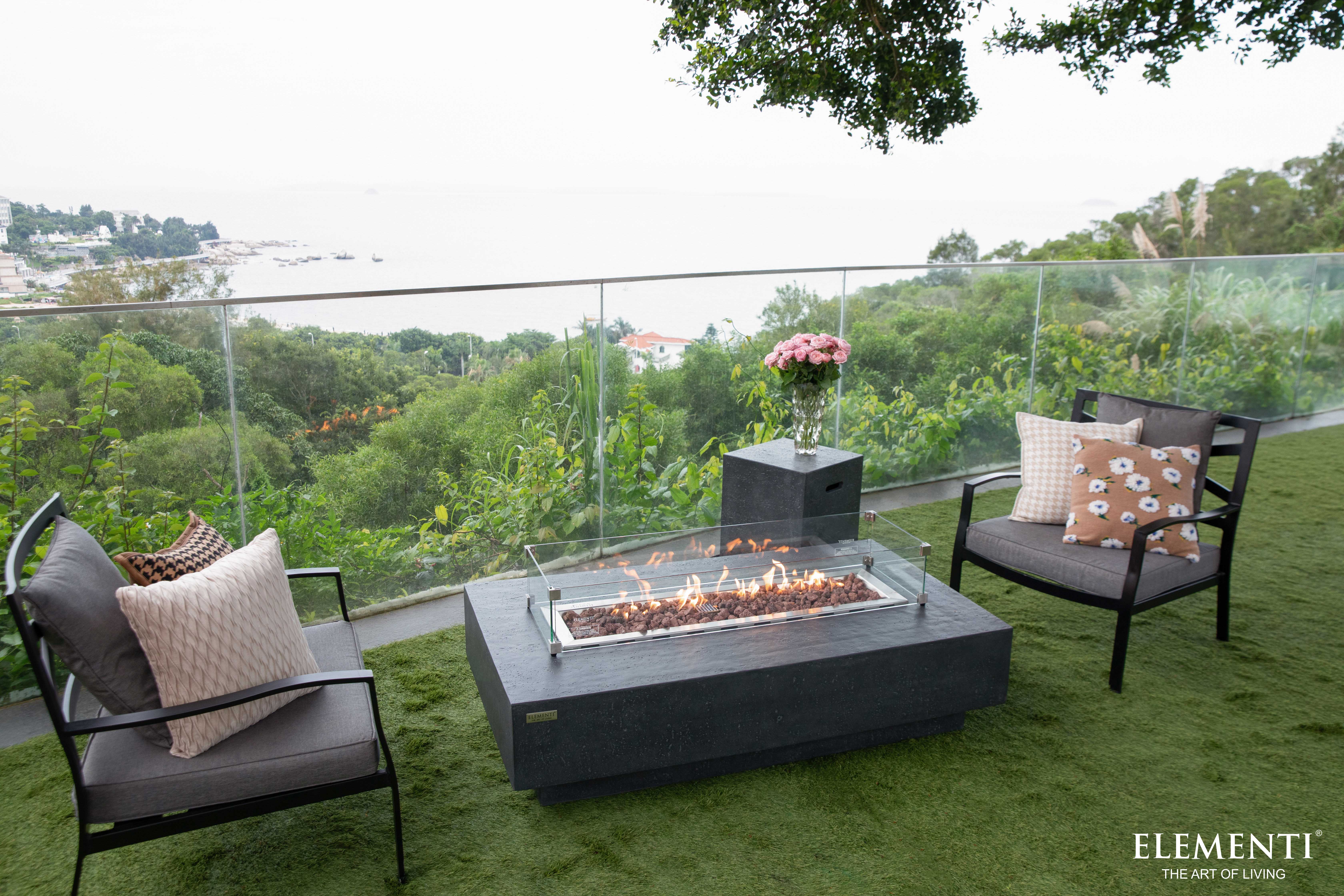 Conception de piscines rectangulaires classiques avec options de personnalisation Antibes et le 06