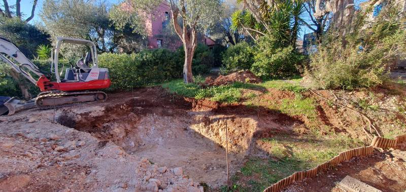 Terrassement d'une piscine à La Colle sur Loup