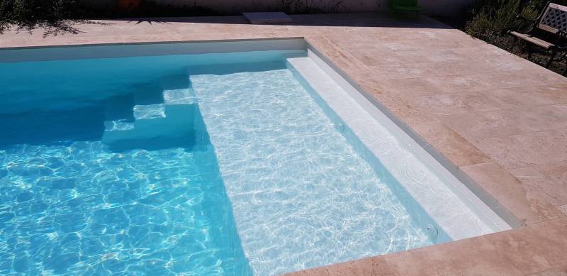 Piscine en coque polyester TONGA