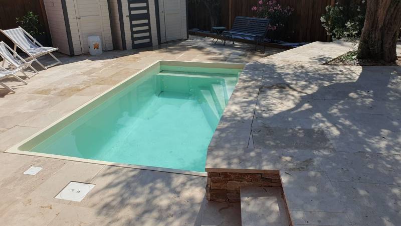 Piscine coque polyester modèle DUNA 5