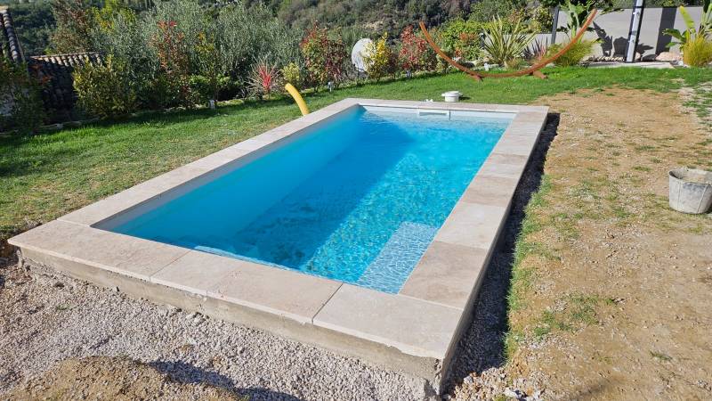 Piscine coque polyester modèle WALLIS