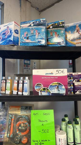 Jeux et produits piscine à petit prix à Antibes