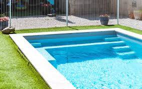 Entretien d'une piscine à Vence 06