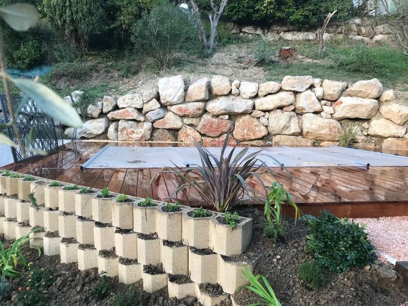 Création d'un mur de soutènement à Valbonne